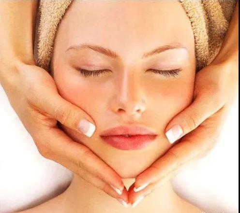 ����Ժ��ƻ�������������������ʵ�֡��ϴ��¡�